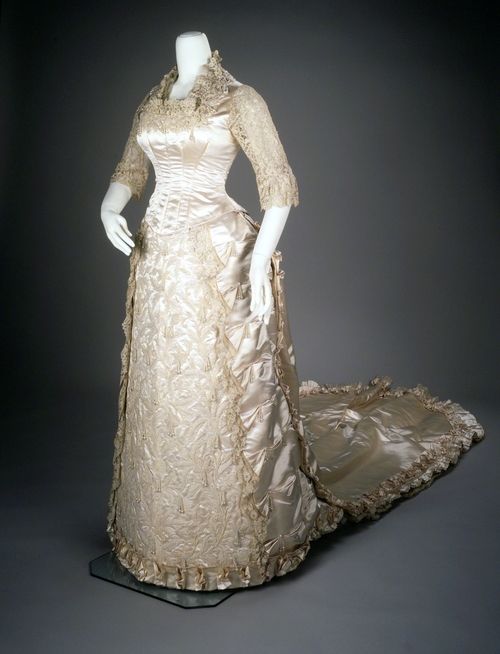 The 18th century wedding dress: then, and now - The Dreamstress
