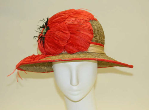 Hat, 1920-25, probably French, straw and silk, Metropolitan Museum of Art, C.I.45.114.4