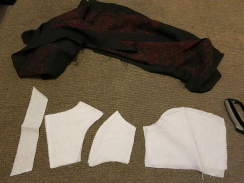 The cut-out linen bodice under-lining