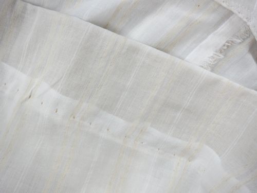 The stiffened hem and blind hem stitching seen from the right side