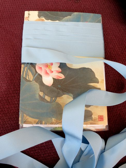 Wrapping the ribbon around the card