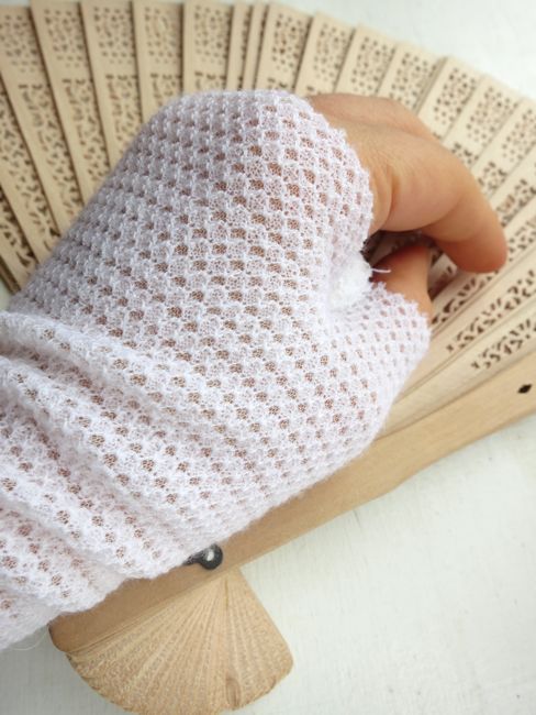 Regency inspired knit mitts/sleeves thedreamstress.com