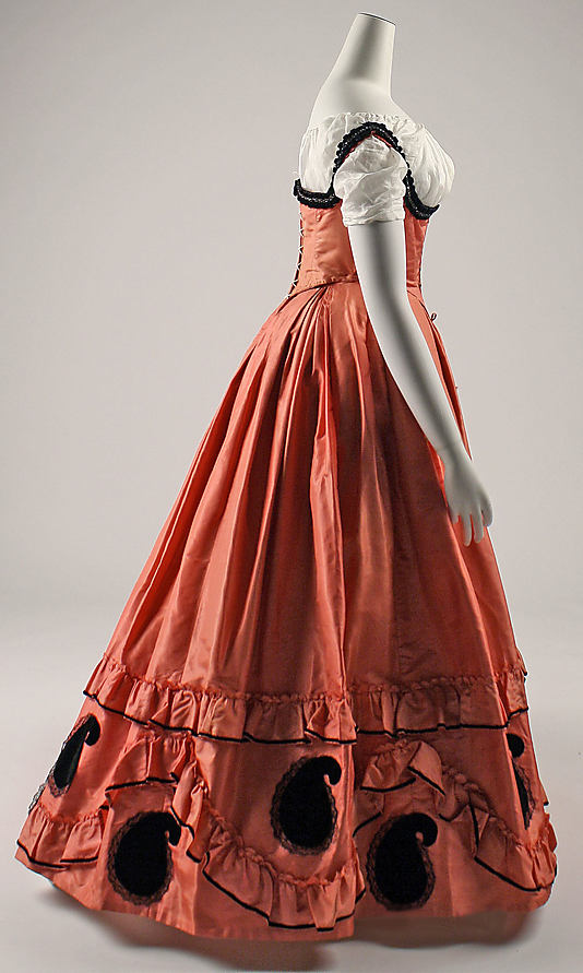 Dress, 1860–63, American, Metropolitan Museum of Art C.I.42.76.1ab