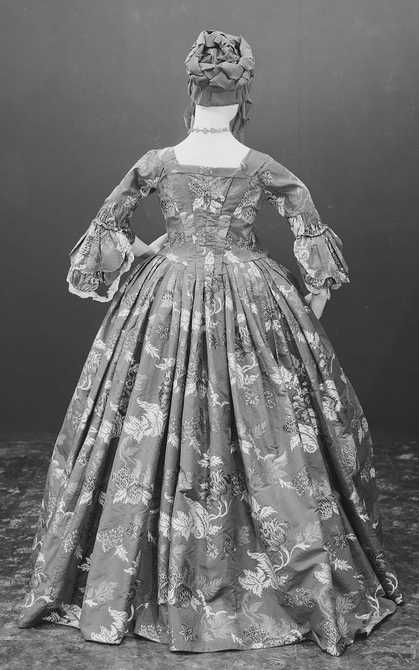 Dress (robe a la anglaise) about 1735, restyled 1763, Silk; brocaded plain weave 1990.513a-b, MFA Boston