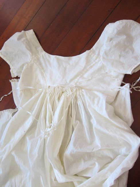 ca. 1800 Recamier gown thedreamstress.com