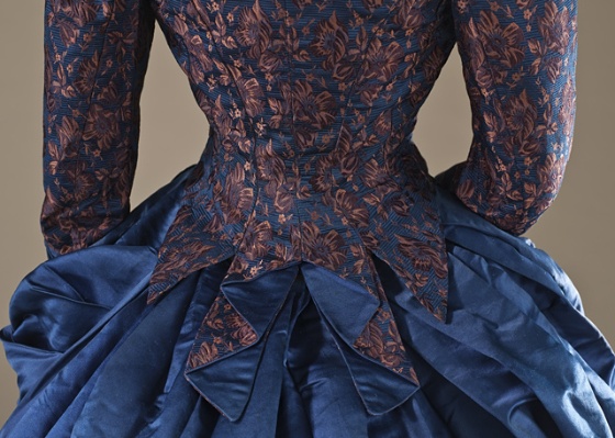 Woman's Dress, England, circa 1885, Silk (plain weave with warp-float and supplementary weft patterning) and silk satin LACMA, M.2007.211.781a-b
