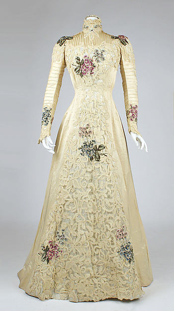 Dress, E Stauffer, New York, ca 1900, silk, Metropolitan Museum of Art, 1979.346.207