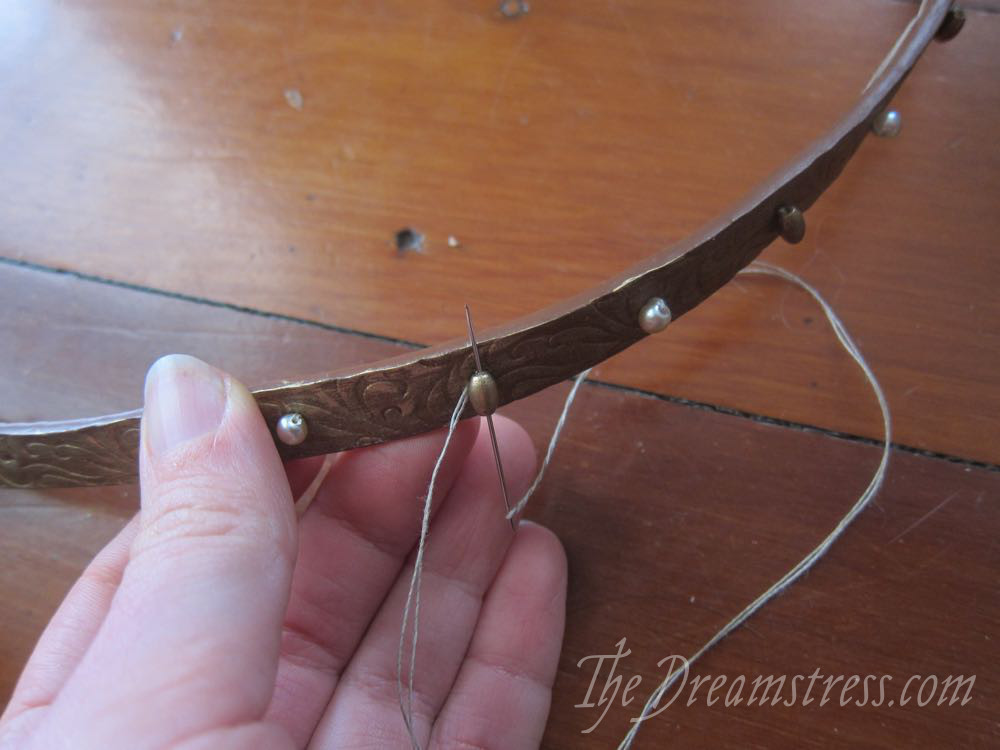 Making a medieval inspired belt - The Dreamstress