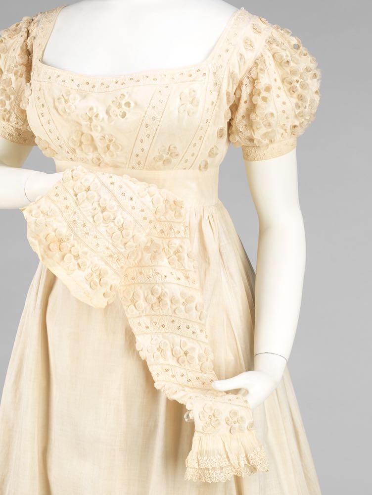 Evening dress, ca. 1820, American, cotton, Metropolitan Museum of Art, 2009.300.2978a, b