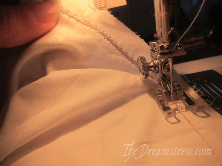 Tutorial How to sew gathers & ruffles with cord gathering (aka the easiest way to gather, ever