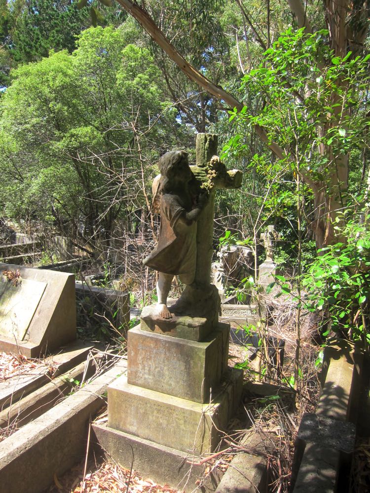 Old Karori cemetery thedreamstress.com