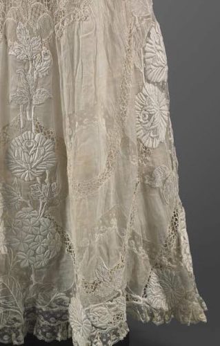 Rate the Dress: a flower garden in white, ca 1910 - The Dreamstress
