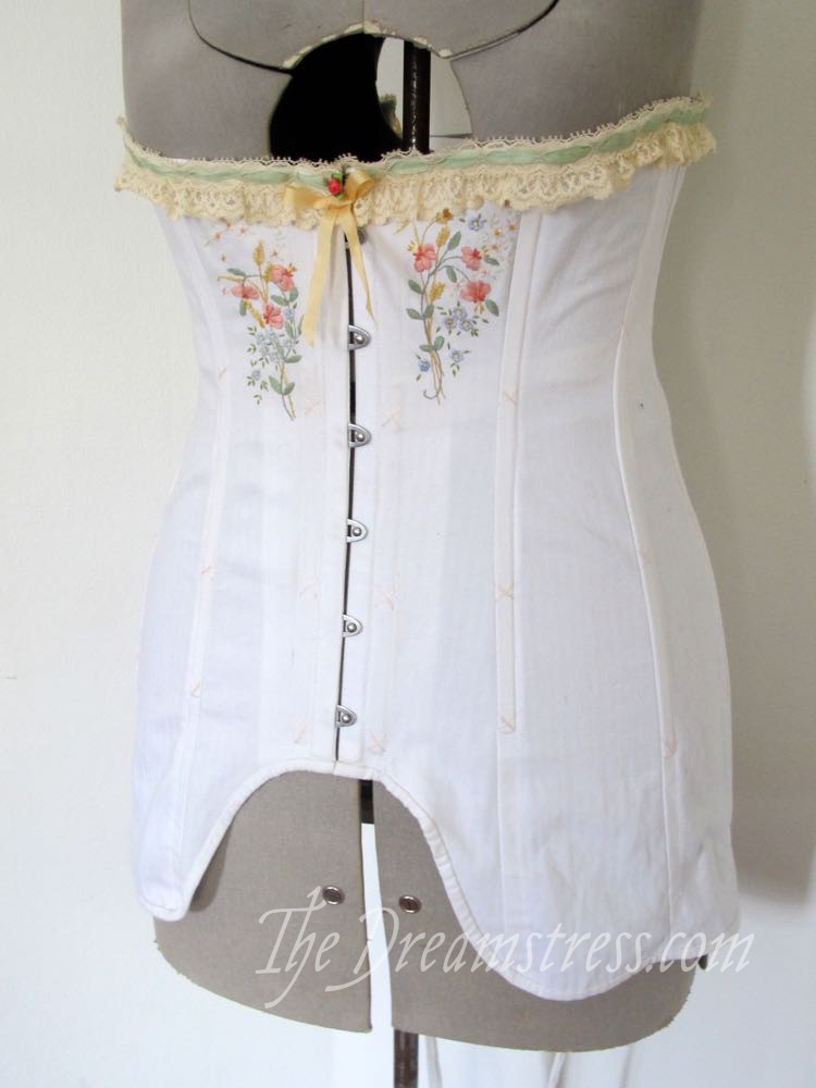 Madame O's Rilla Corset by Scroop Patterns thedreamstress.com