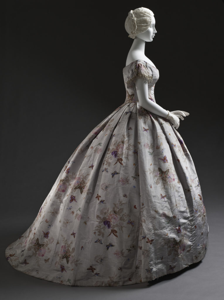Woman's Dress (Robe à transformation) France, circa 1865, Silk taffeta with printed warp, moiré finish, LACMA, M.2007.211.943a-c 