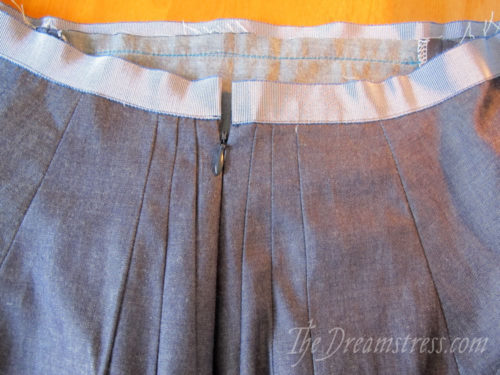Tutorial: how to add a petersham waistband to the Scroop Fantail Skirt ...