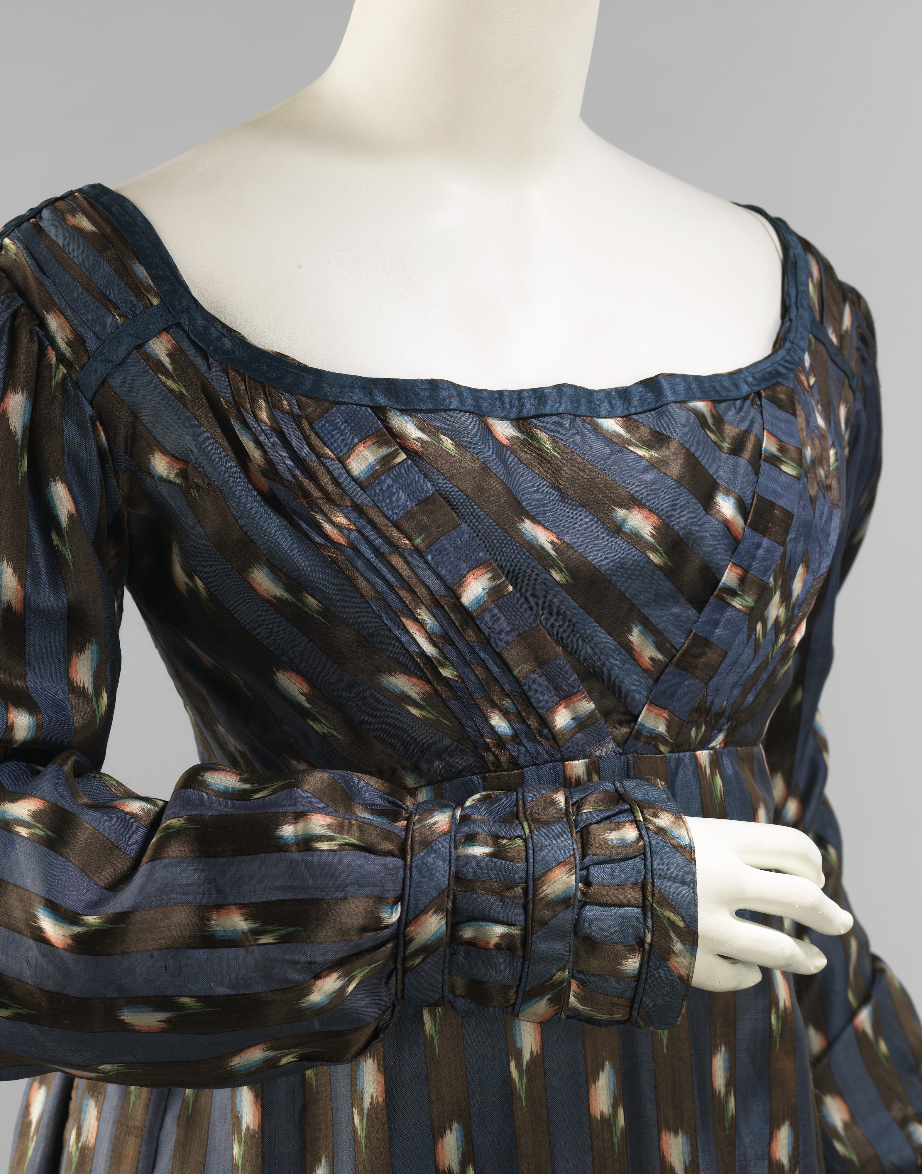 Dinner dress, ca. 1820, British, silk, cotton, Metropolitan Museum of Art, 2009.300.3370