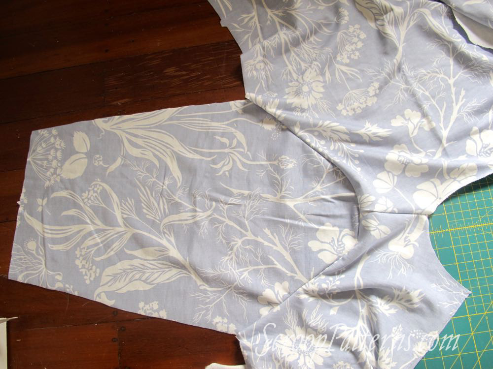 Sleeves & Body Assembly Otari Hoodie Sew Along scrooppatterns.com