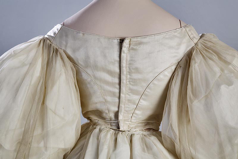 Evening dress, 1830s From the Turun museokeskus, Finland