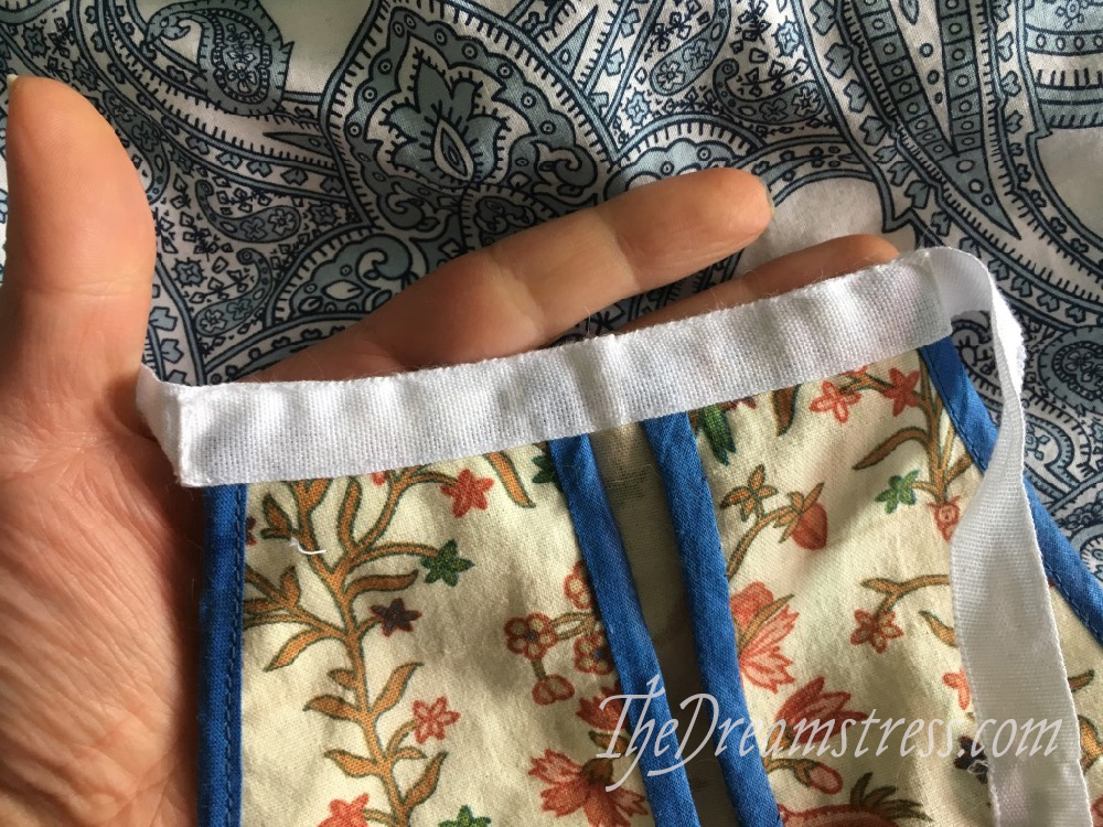 An 18th century re-use pocket thedreamstress.com