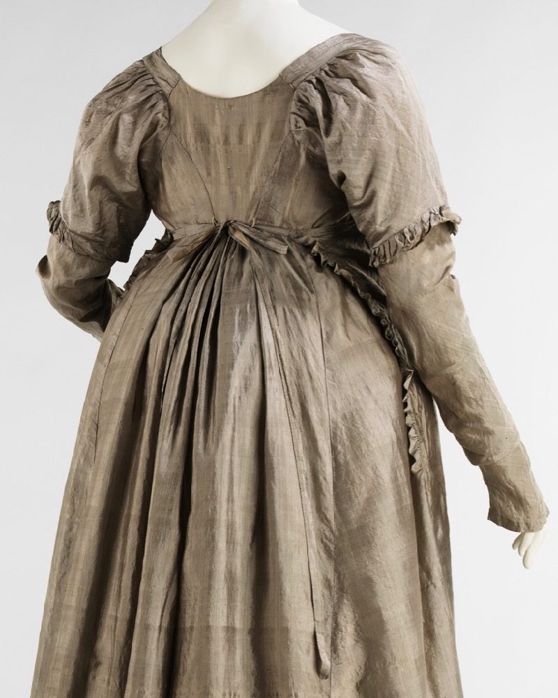 Dress, ca. 1805, American, silk, Brooklyn Museum Costume Collection at The Metropolitan Museum of Art, Gift of Charles Blaney, 1926, 2009.300.2314