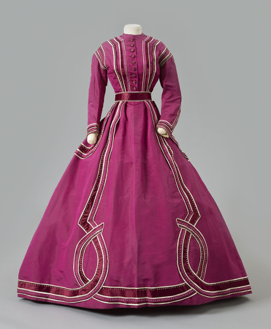 Day dress, 1867, Marie and Josephine Virfolet, New York City, Ribbed silk, silk satin, glass seed beads, Albany Institute of History & Art, 1972.95.7