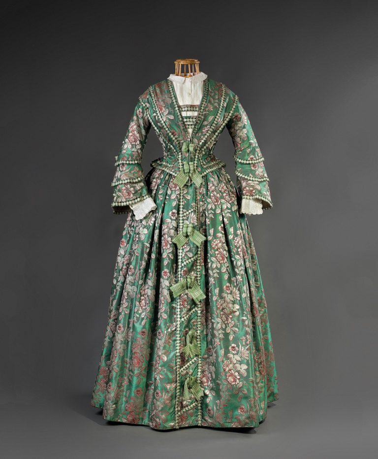 Rate the Dress: 1850s elaborations in green - The Dreamstress