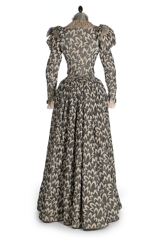 Day dress, 1897, Sold by Kerry Taylor Auctions