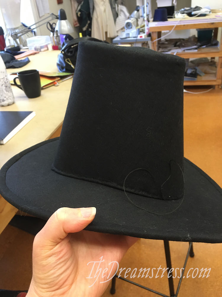 Making a 1780s hat thedreamstress.com
