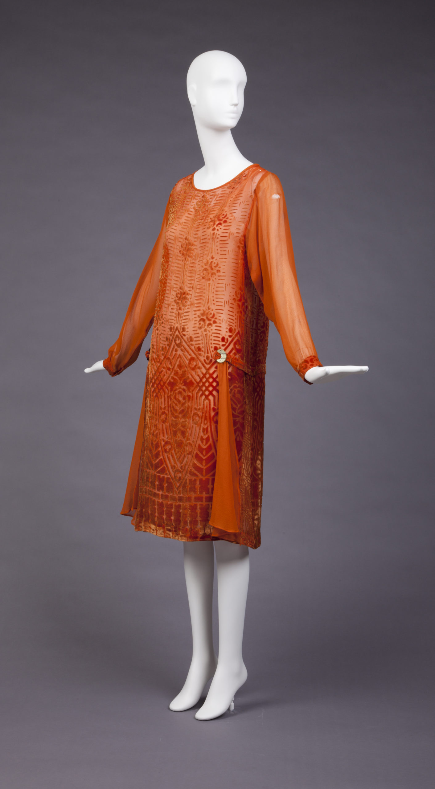 Dress, 1927-1928, plastic, silk, Gift of Mrs. Herbert O. Johnson, Goldstein Museum of Design 1981.033.032