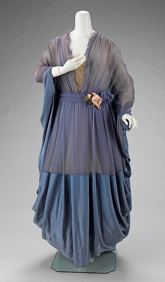 Tea Gown, 1910–15, French, silk, Brooklyn Museum Costume Collection at The Metropolitan Museum of Art, 2009.300.3093