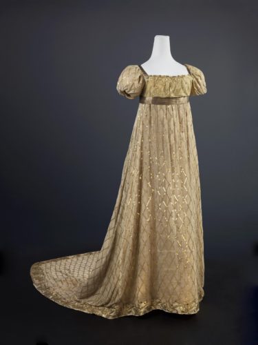 Rate the Dress: Court-worthy gold - The Dreamstress