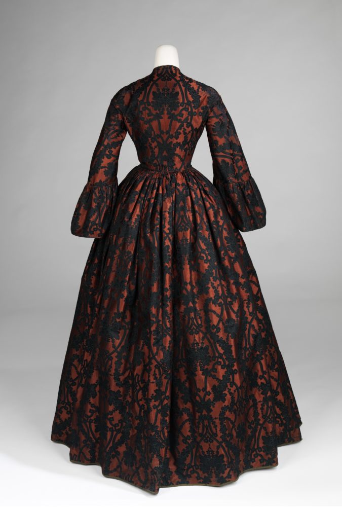 Evening dress, 1860–62, American, silk, Brooklyn Museum Costume Collection at The Metropolitan Museum of Art; 2009.300.2976