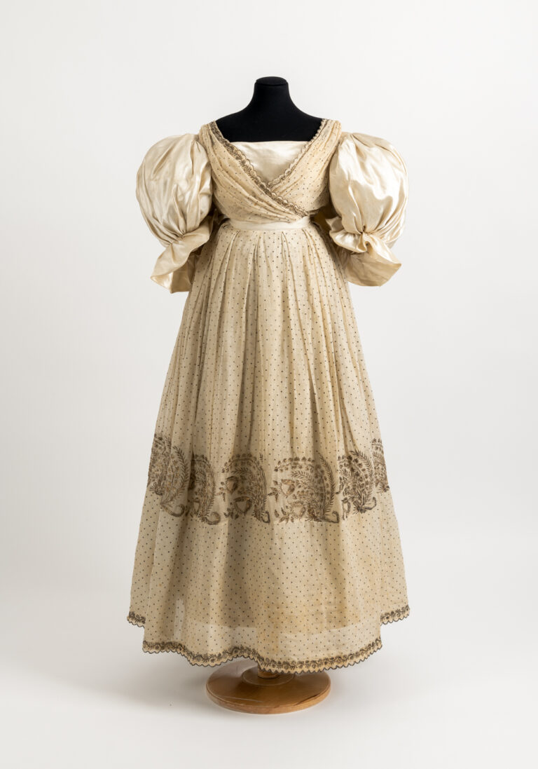 Rate the Dress: 1830s evening elegance - The Dreamstress