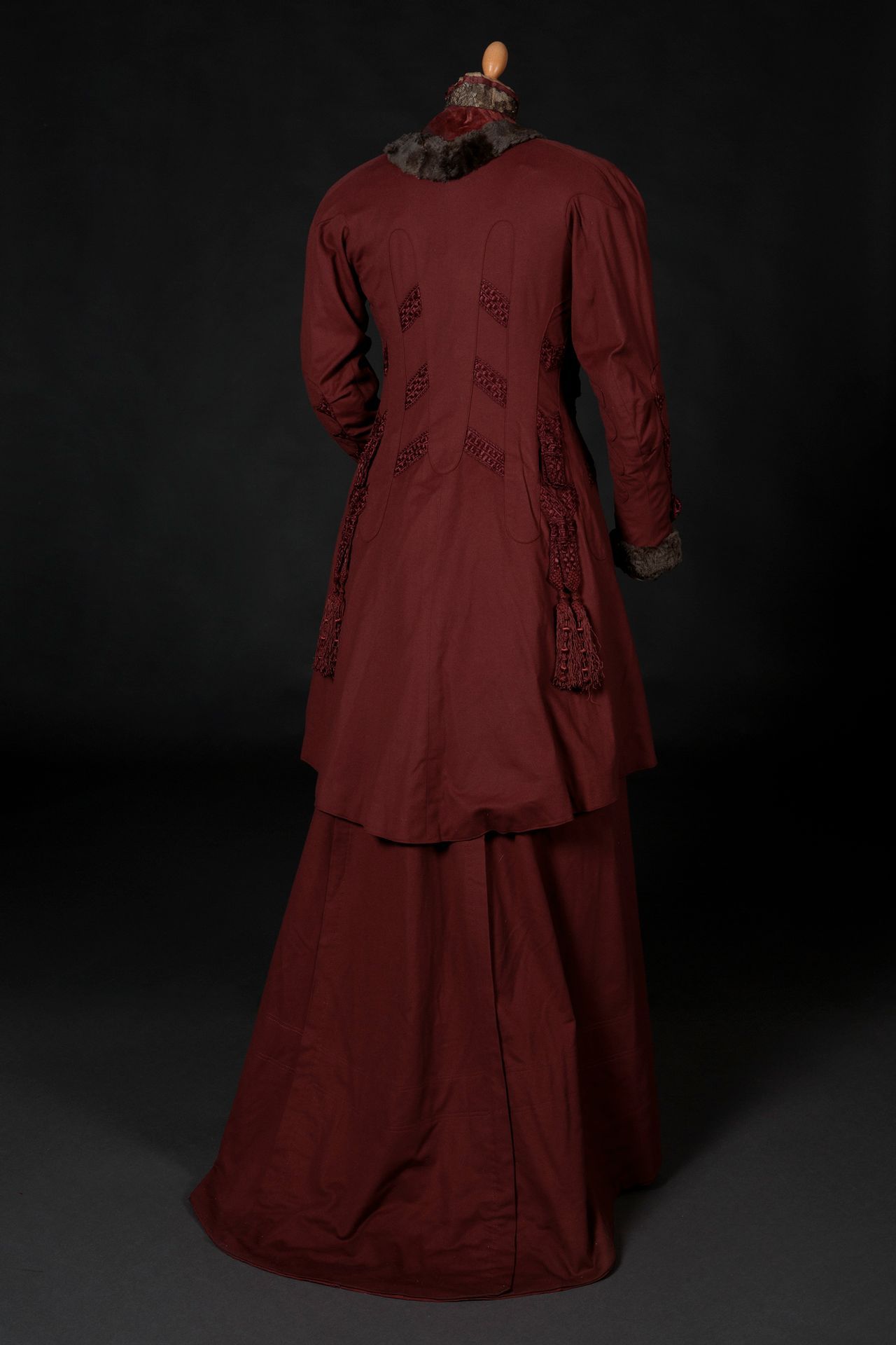 Walking dress and jacket by Paquin, Winter 1908