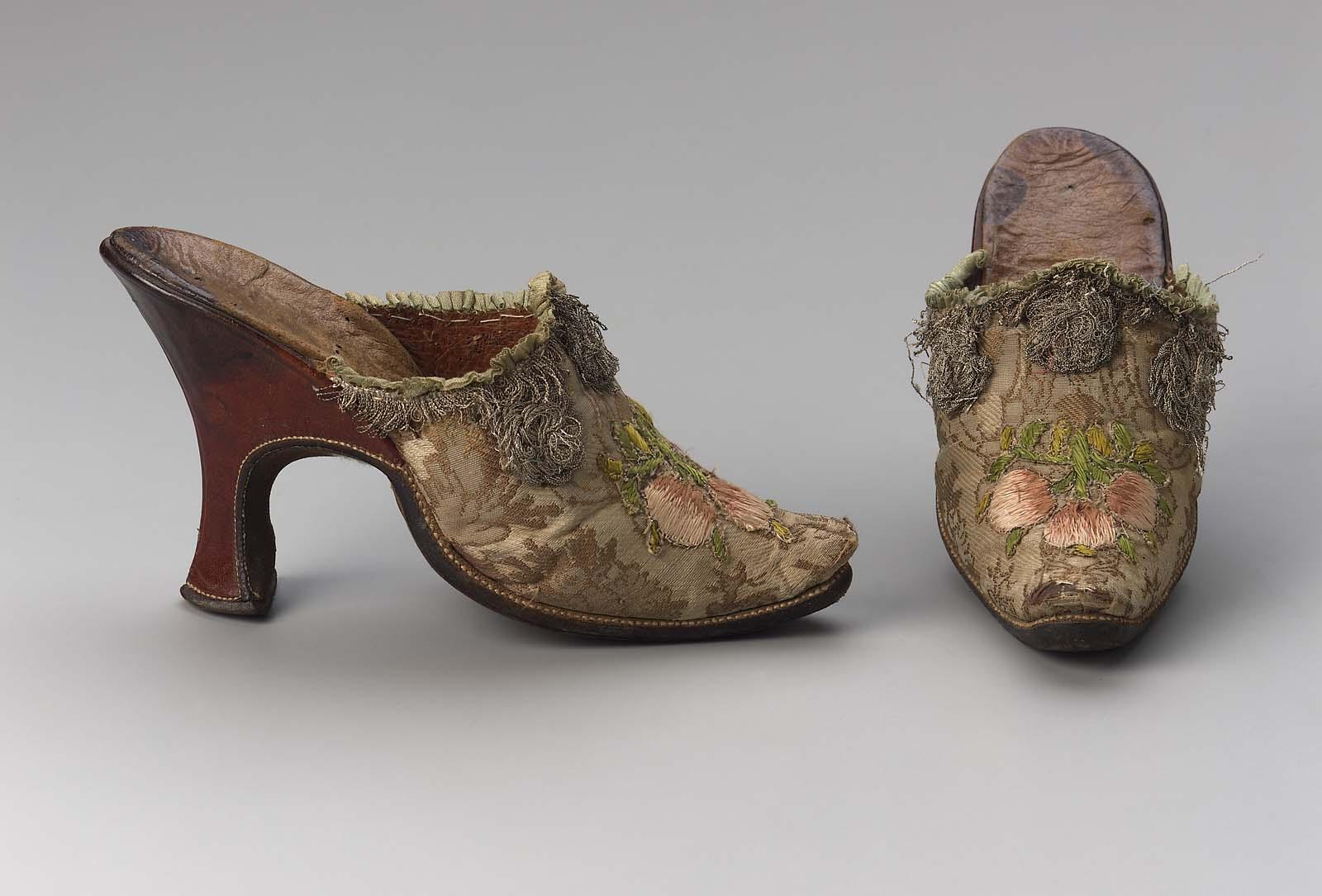 Pair of women's mules, 1730s, MFA Boston, 43.1718A-B