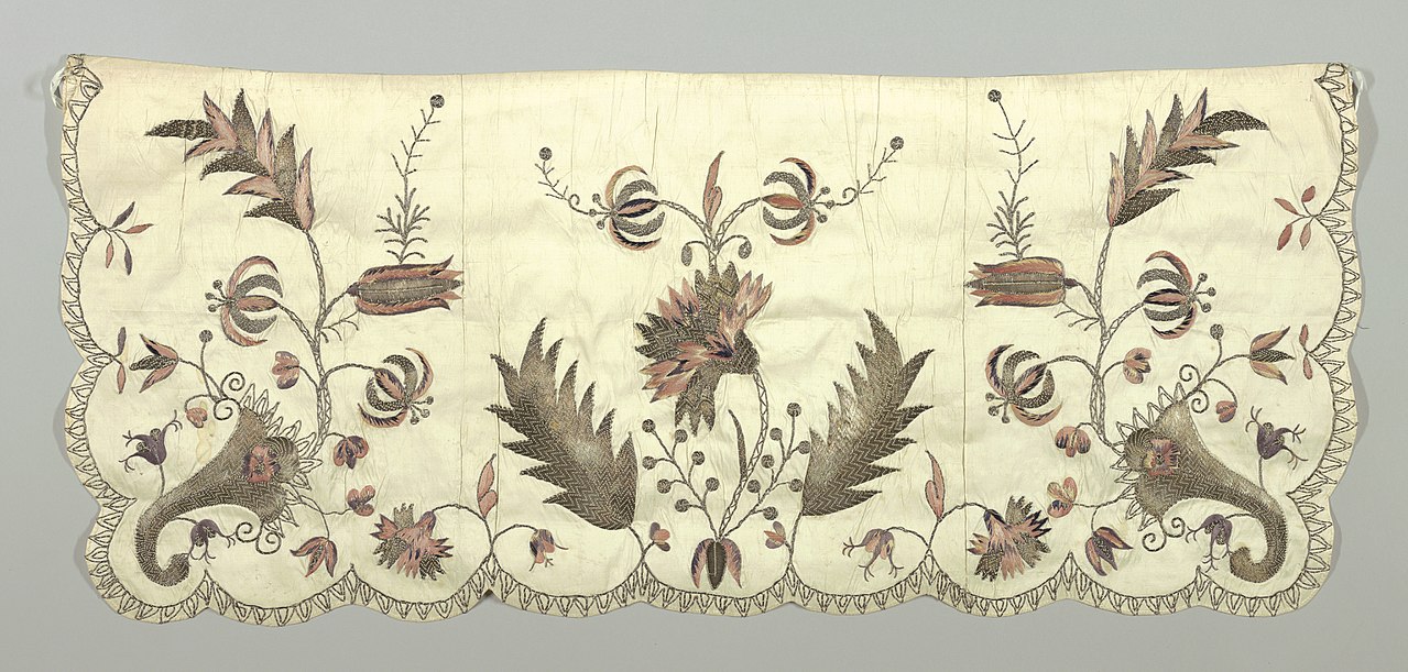 Apron (France), early 18th century Cooper Hewitt Design Museum, 18386997