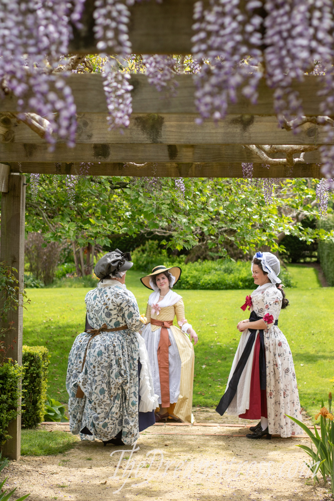 An 18th century pastoral picnic thedreamstress.com