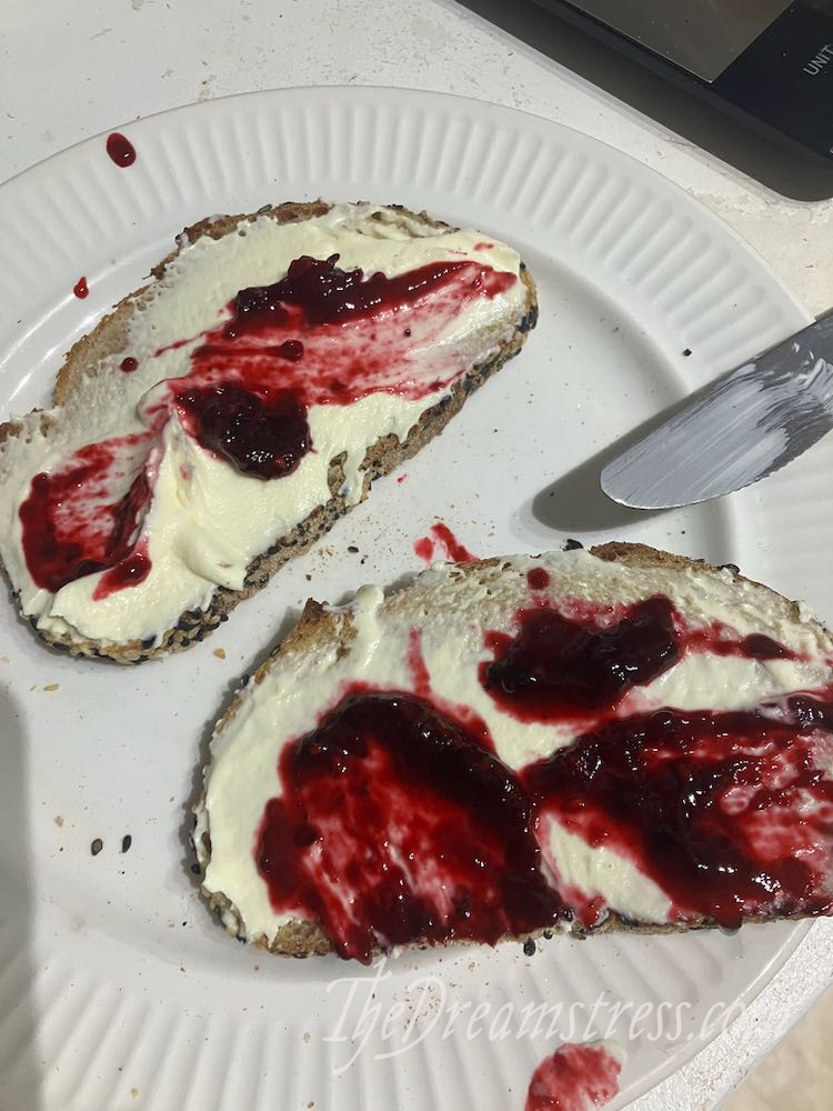 Blackberry jam thedreamstress.com