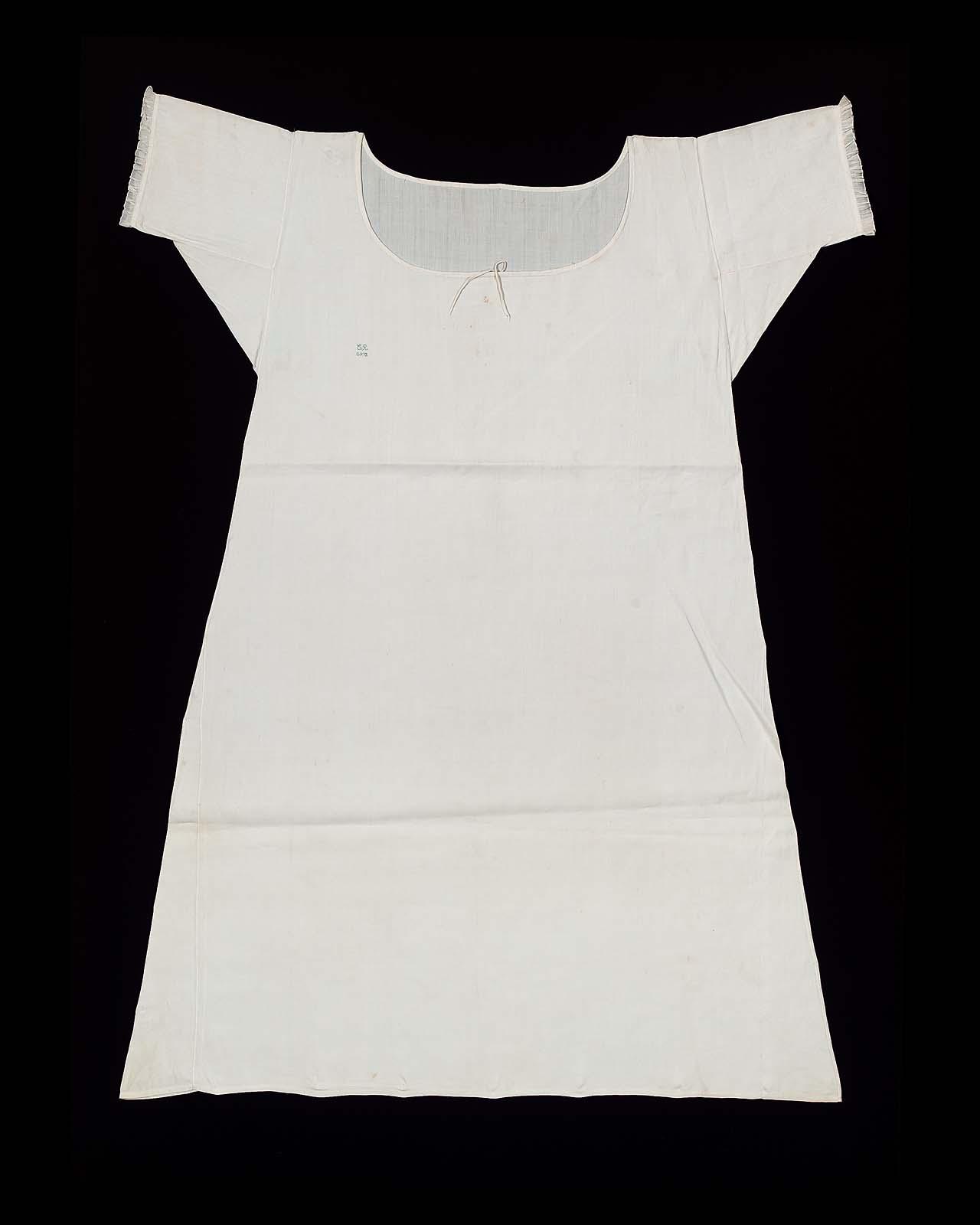 Woman's shift, Early 19th century, 99.664.51 MFA Boston